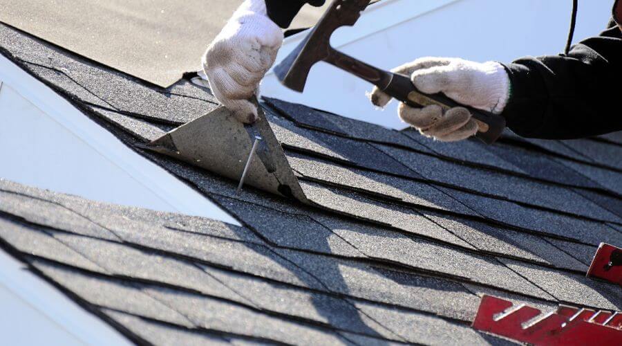 Professional residential roofers in Iron Ridge, WI
